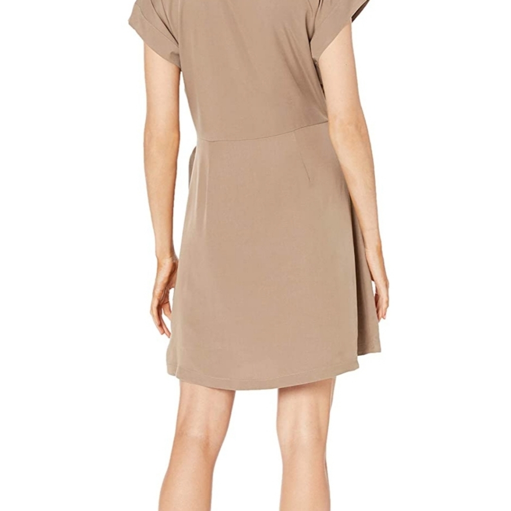 Crossed dress, short sleeves and front pockets ●●only available in black… - Picture 8 of 10